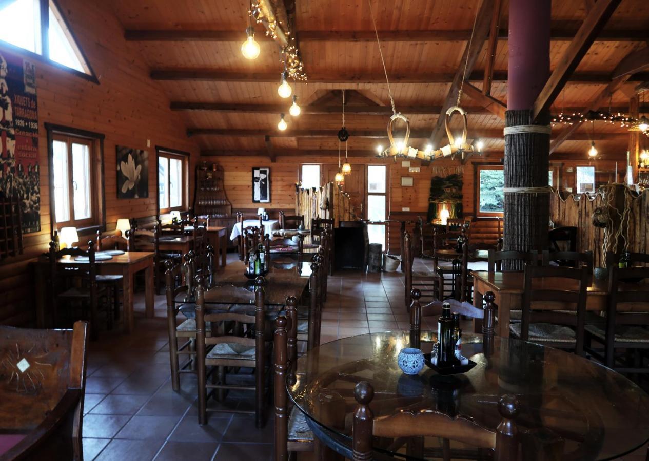 Aparthotel Xalet De Prades Esterno foto